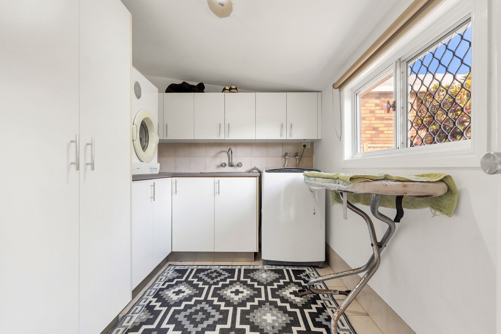 38 Oakley Ave  EAST LISMORE 8