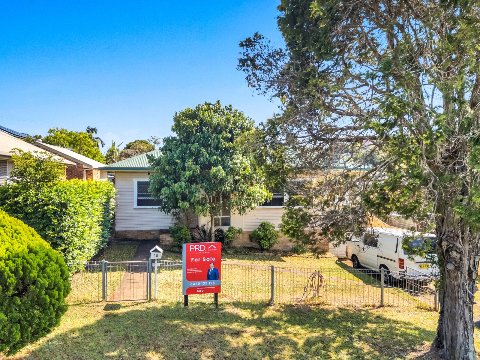 38 Oakley Ave  EAST LISMORE 19