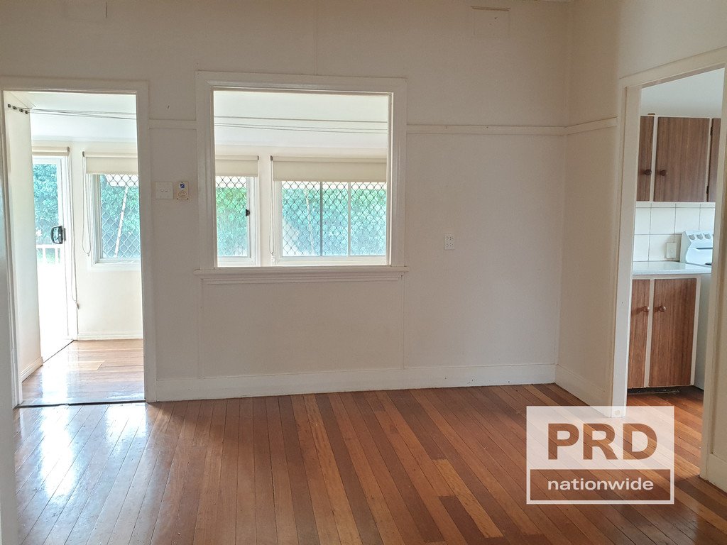 38 Oakley Ave  EAST LISMORE 8