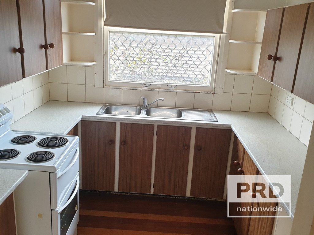 38 Oakley Ave  EAST LISMORE 9