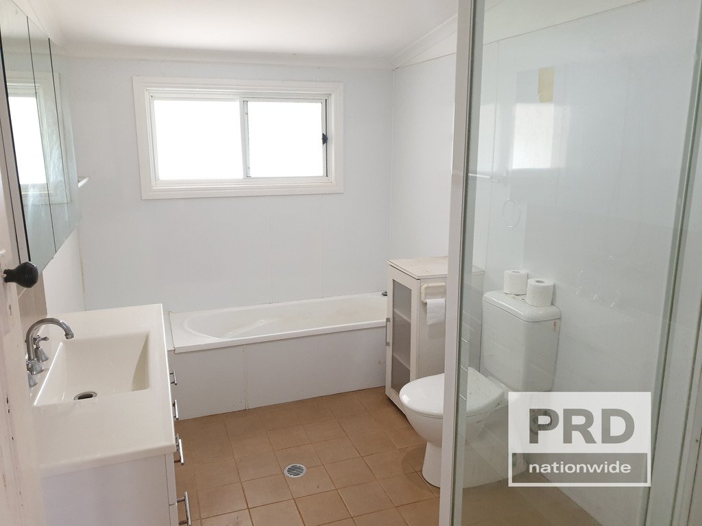 38 Oakley Ave  EAST LISMORE 11