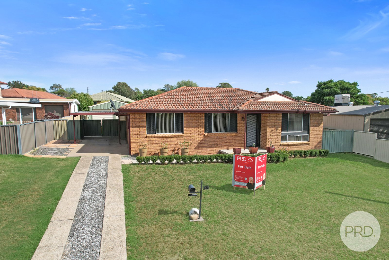 38 Osprey Way TAMWORTH 1