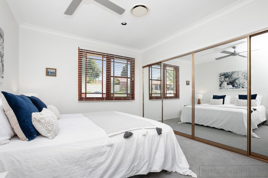 38 Pacific Crescent ASHTONFIELD 9