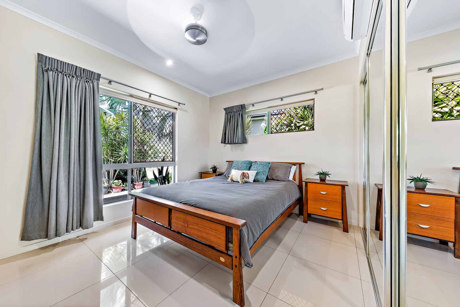 38 Parker Road CANNONVALE 8