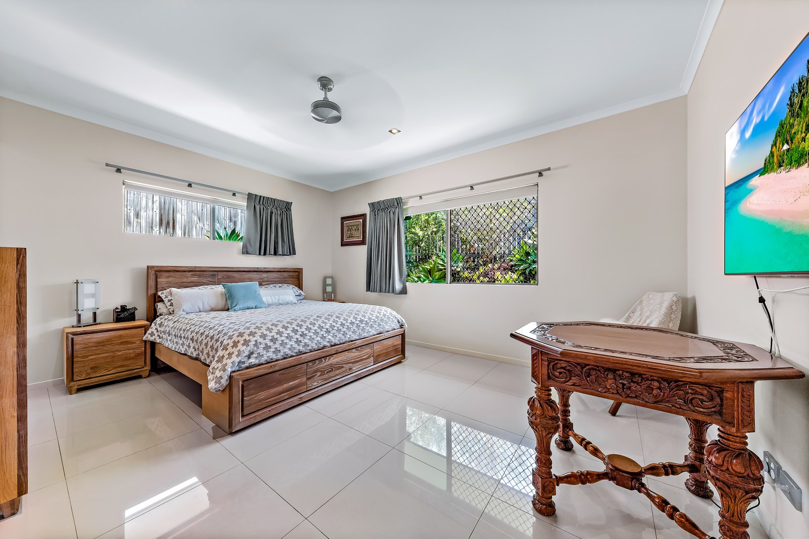 38 Parker Road CANNONVALE 12