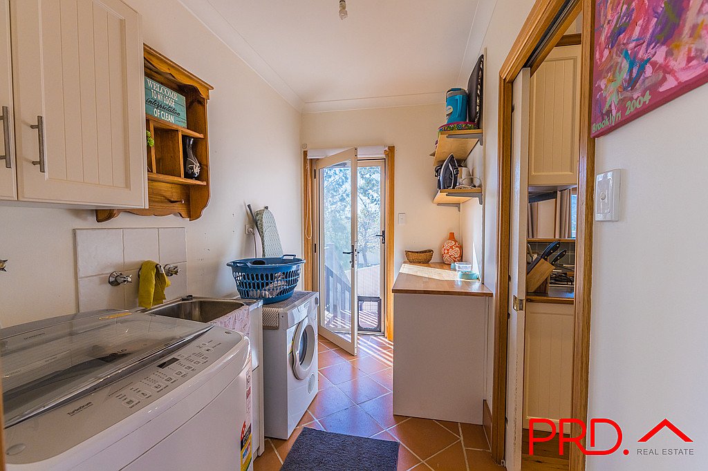 38 Peregrine Avenue TAMWORTH 15