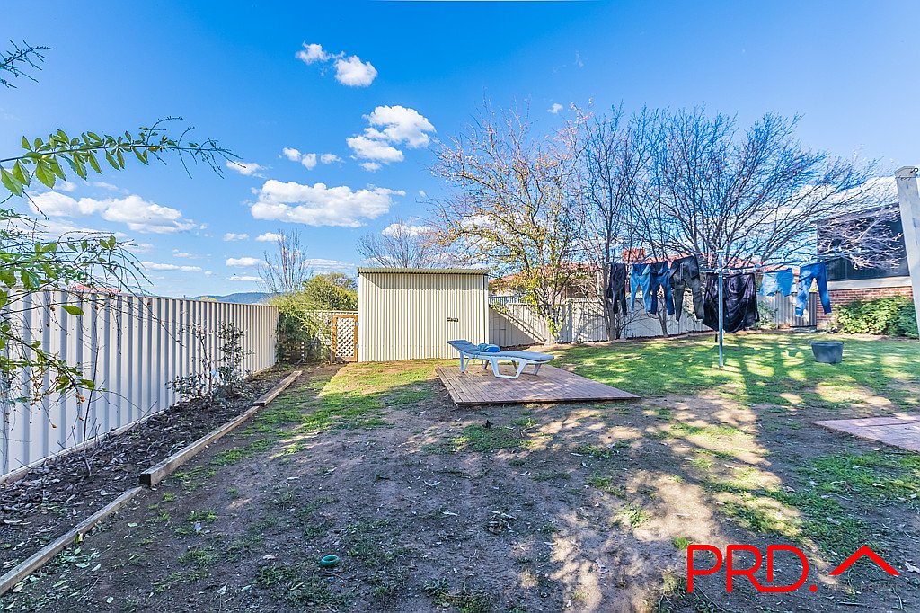 38 Peregrine Avenue TAMWORTH 23