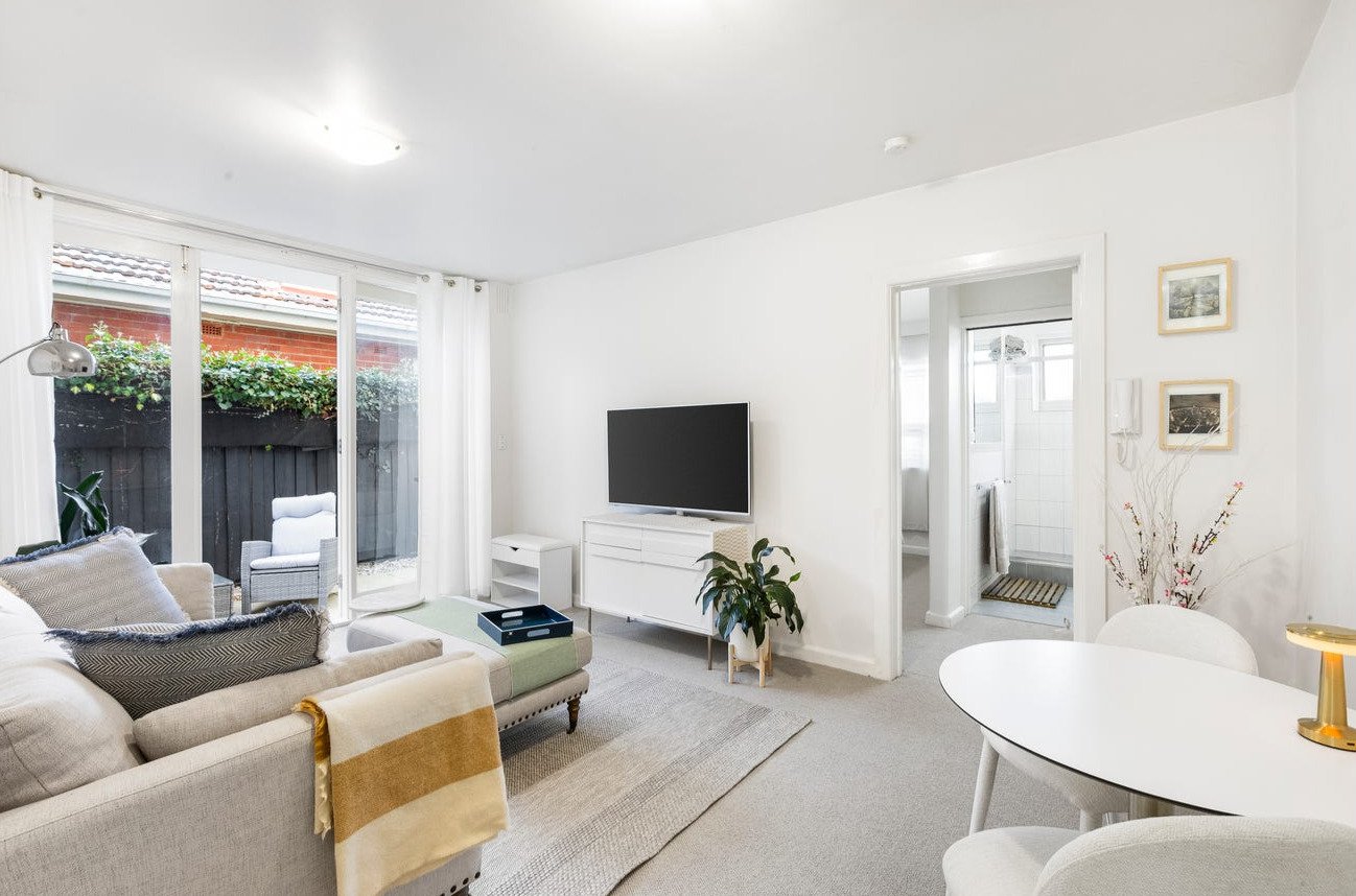 Real Estate and Property in 3/8 Pine Avenue, Elwood, VIC