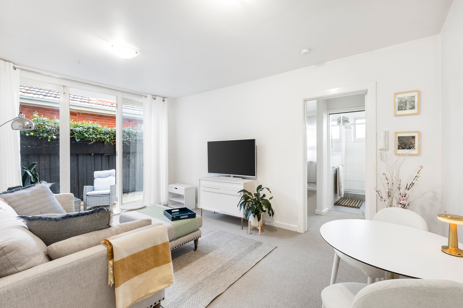 Real Estate and Property in 3/8 Pine Avenue, Elwood, VIC