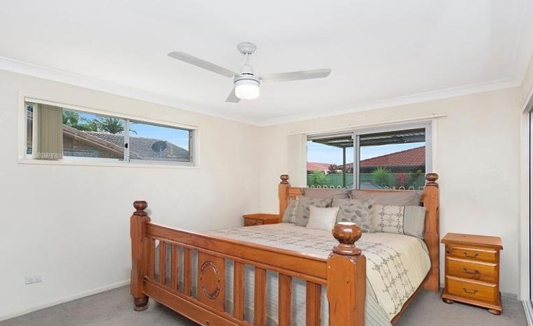 38 Pintail Crescent BURLEIGH WATERS 5
