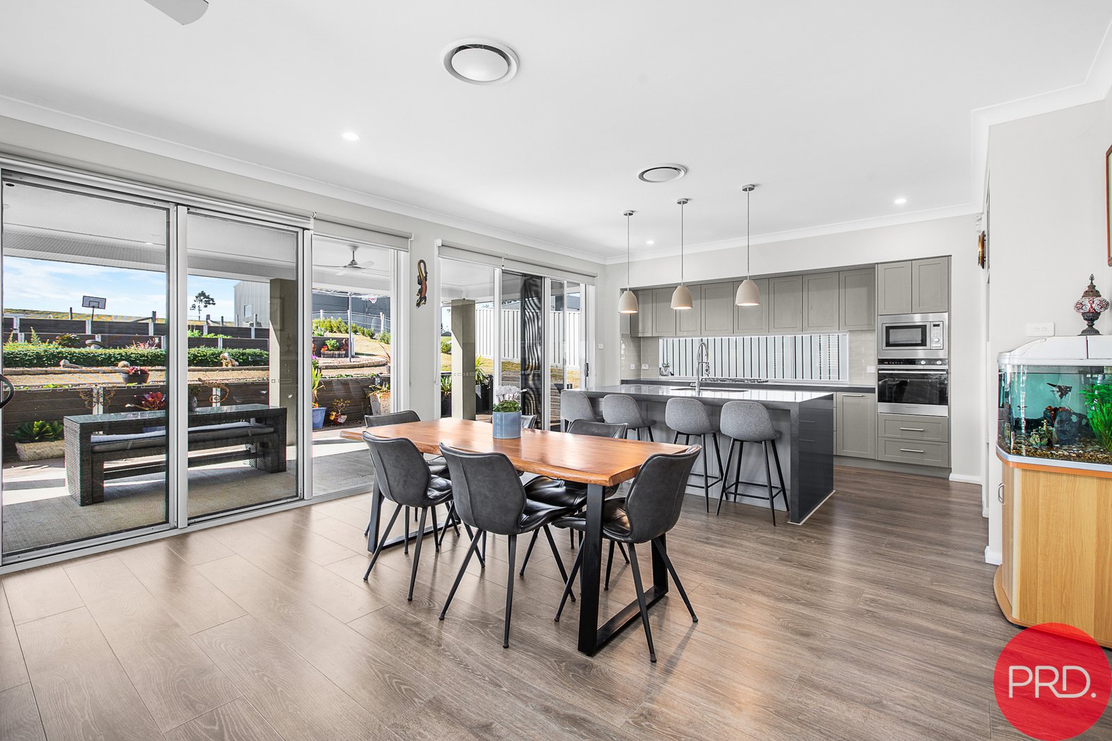 38 Plover Circuit ABERGLASSLYN 6