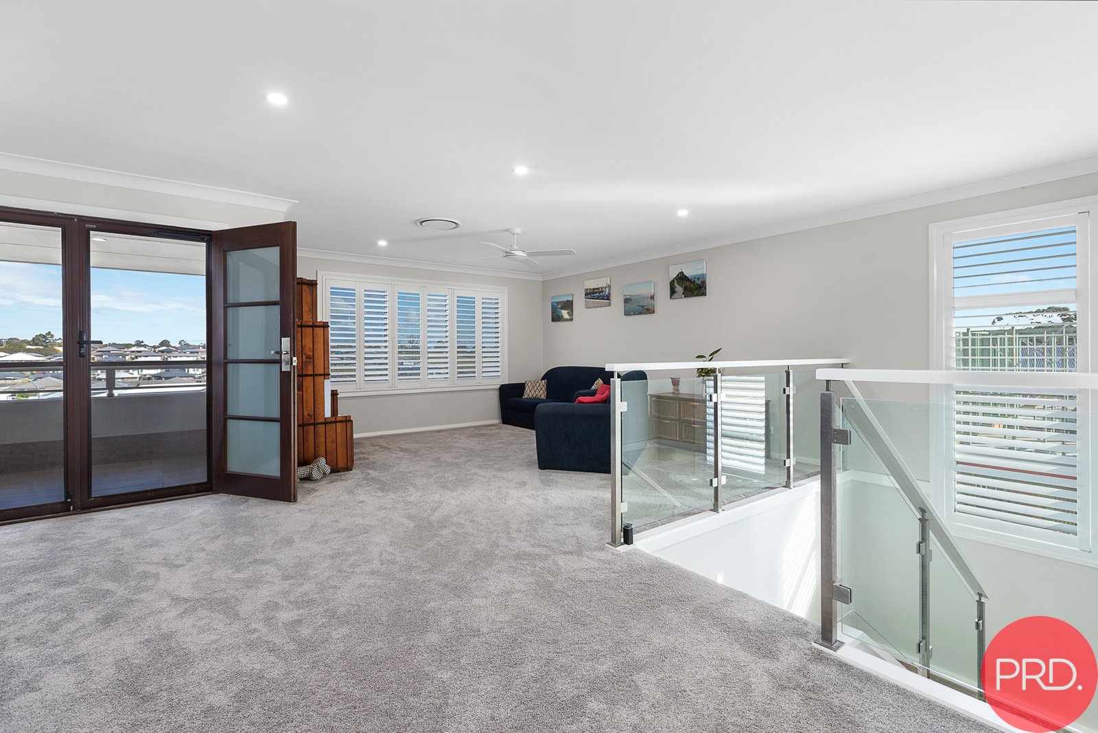 38 Plover Circuit, ABERGLASSLYN NSW 2320