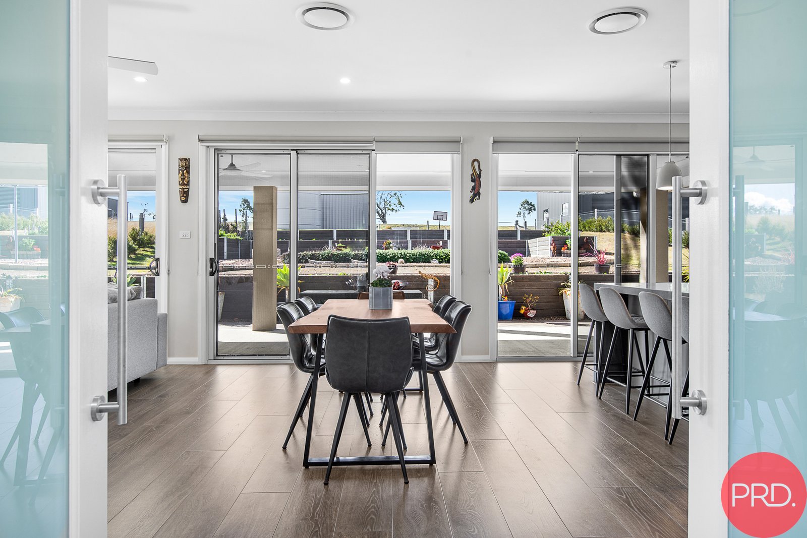 38 Plover Circuit, ABERGLASSLYN NSW 2320