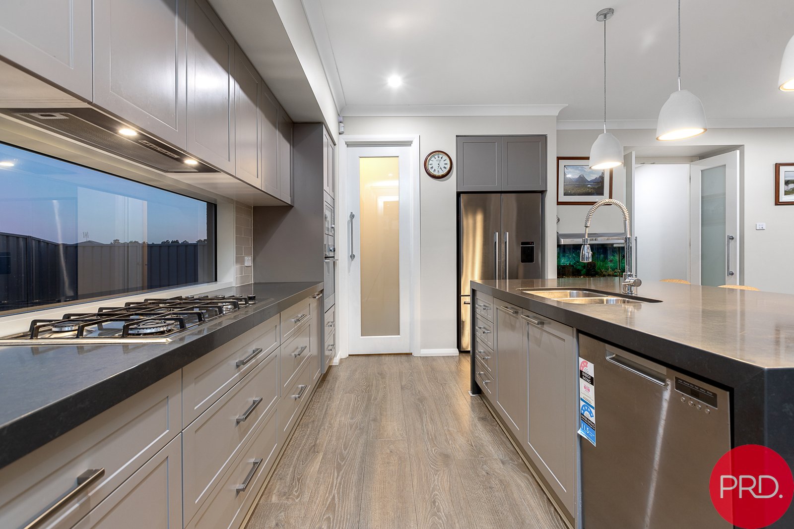 38 Plover Circuit ABERGLASSLYN 13