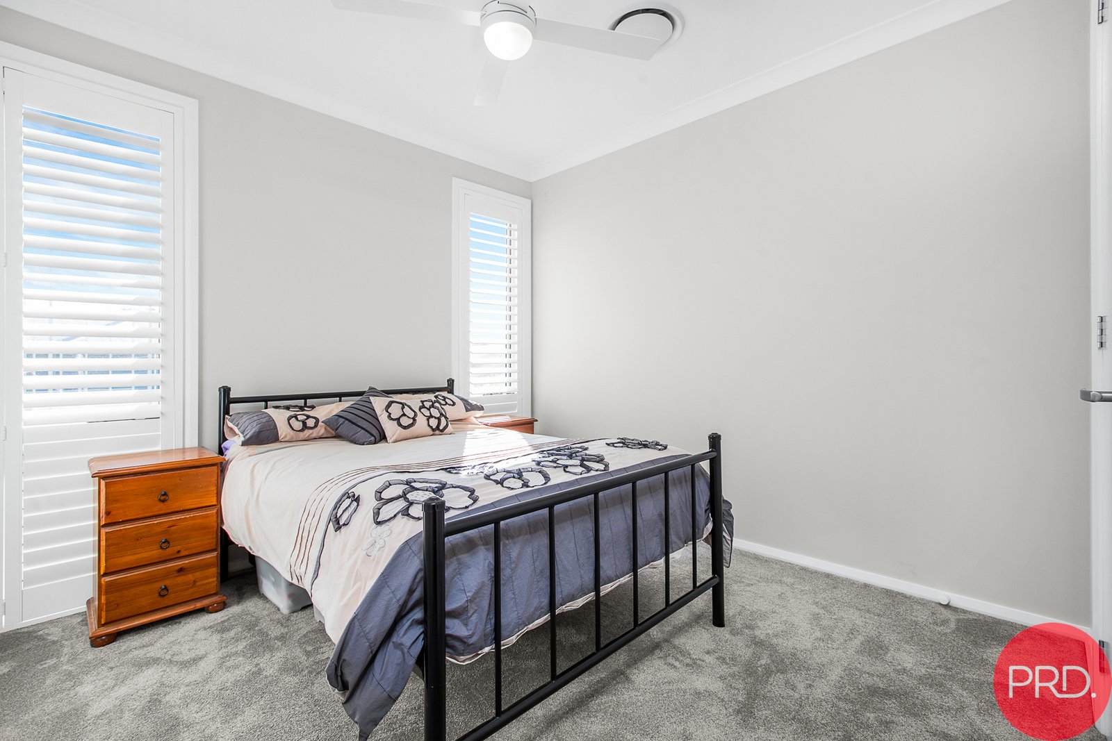 38 Plover Circuit ABERGLASSLYN 33