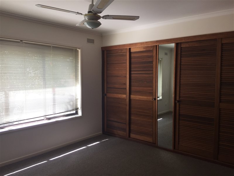 38 Poulston Street BENDIGO 4