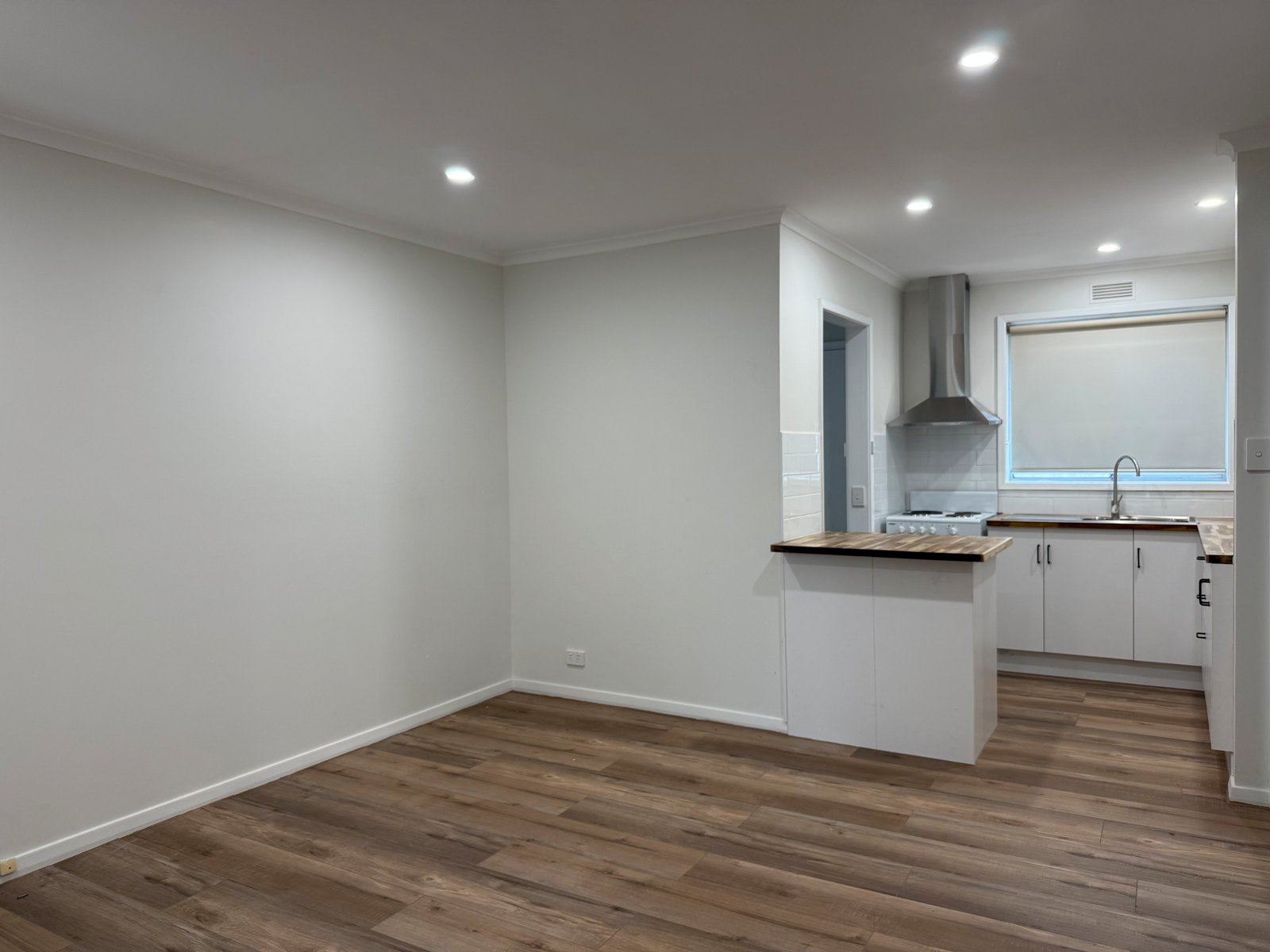 Real Estate and Property in 3/8 Powlett Street, Kyneton, VIC