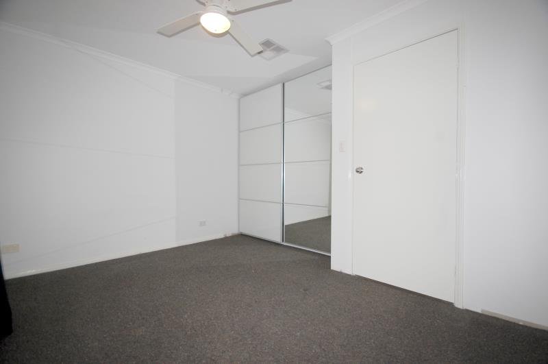 38 Railway Street, The Rock  THE ROCK 6