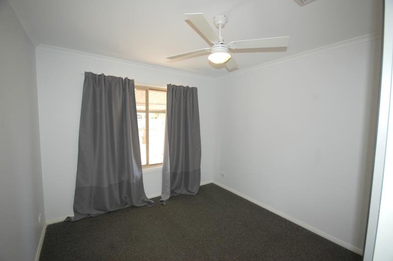 38 Railway Street, The Rock  THE ROCK 7