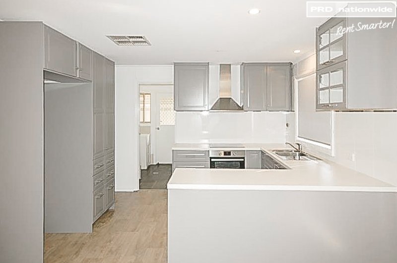 38 Railway Street, The Rock  THE ROCK 3