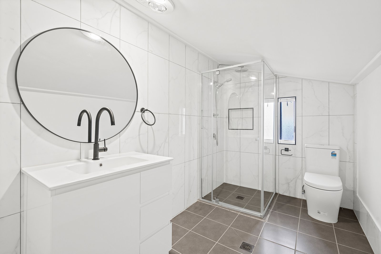 38 Ranchby Avenue LAKE HEIGHTS 6