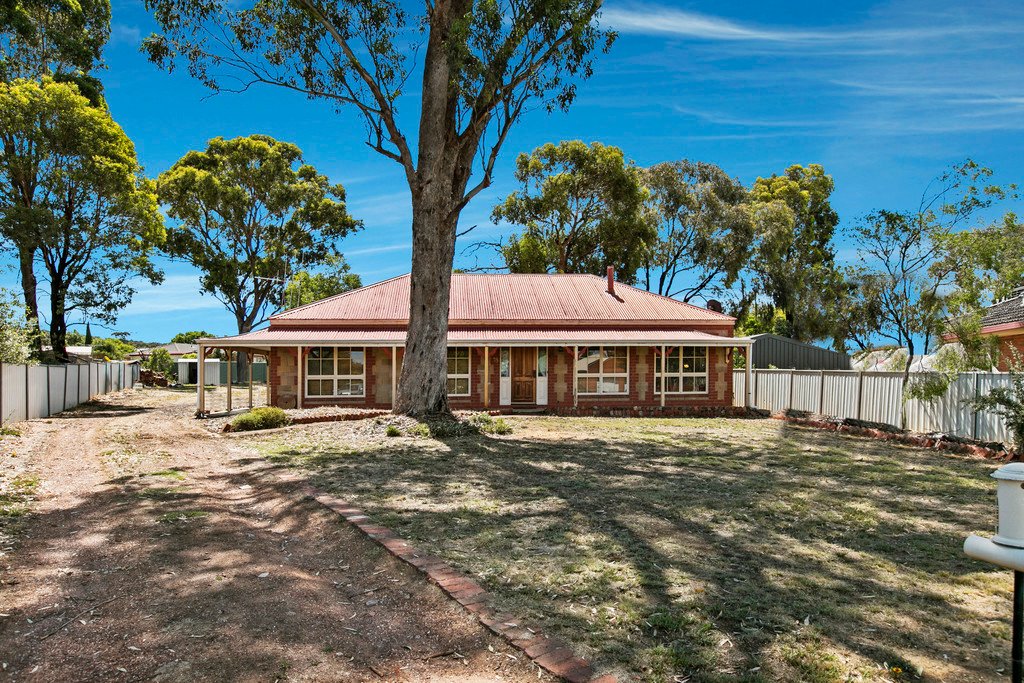 38 Redwood Drive STRATHFIELDSAYE 1