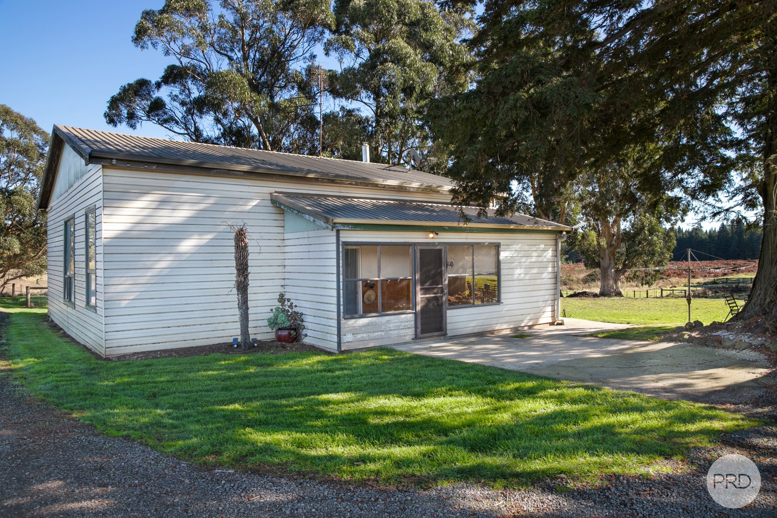 38 Richards Road LEIGH CREEK 19