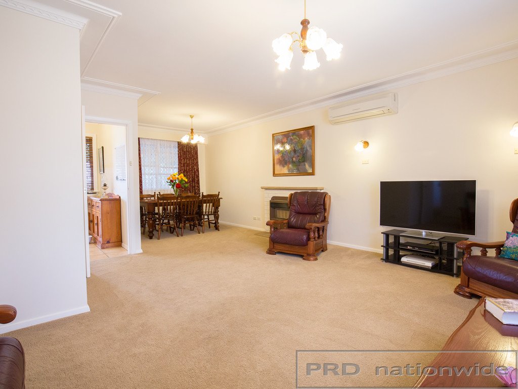 38 Robert Street TENAMBIT 3
