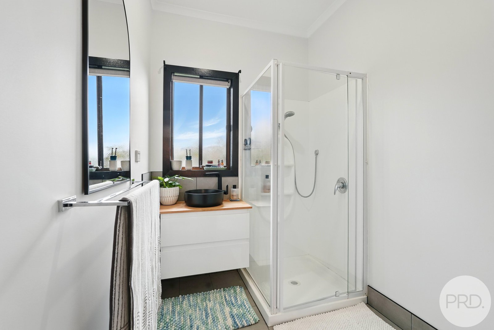 38 Rocks Road NEW NORFOLK 18