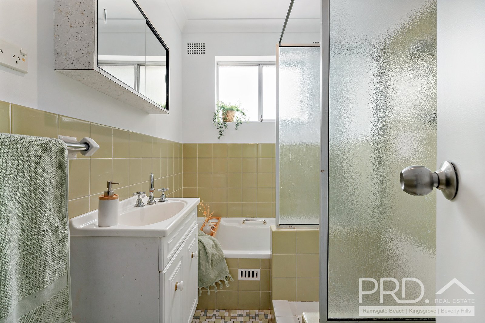 3/8 Rossi Street SOUTH HURSTVILLE 5