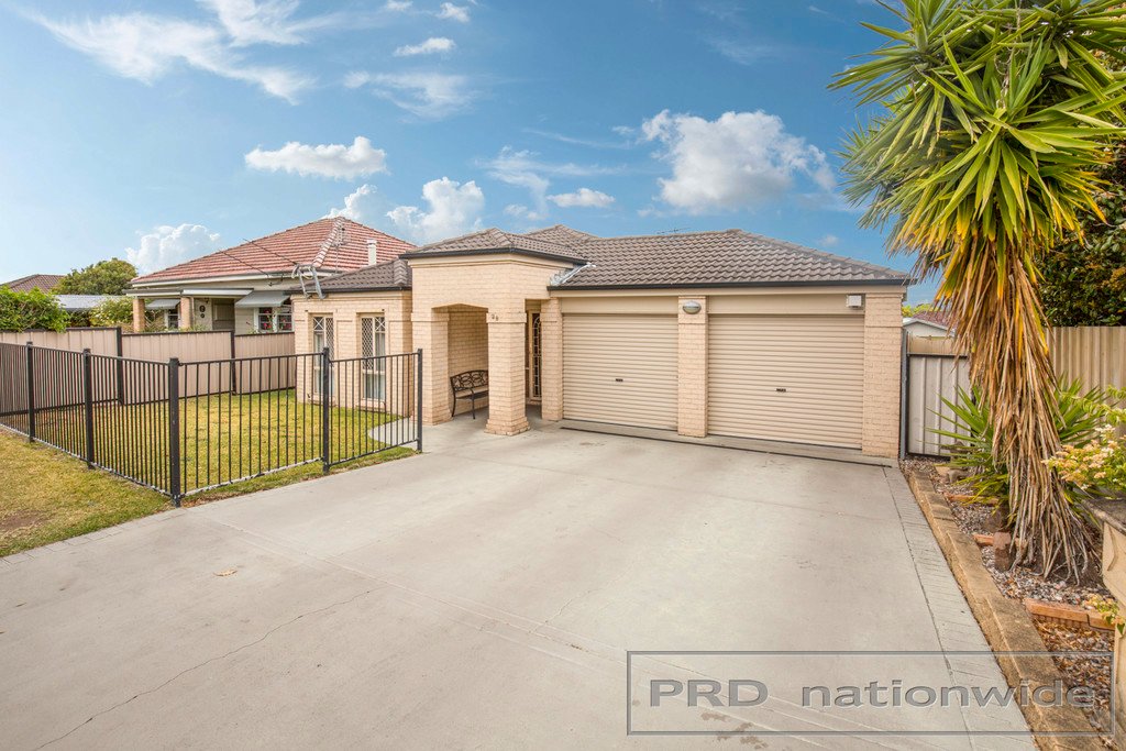 38 Ruskin Street BERESFIELD 1