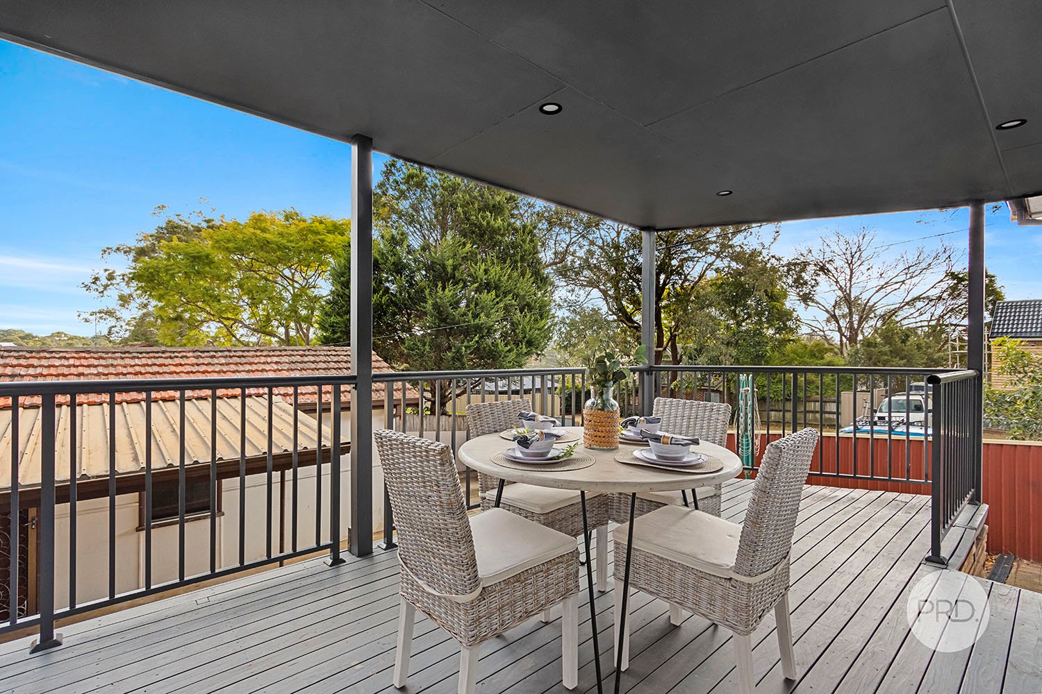 38 Seaforth Avenue OATLEY 10