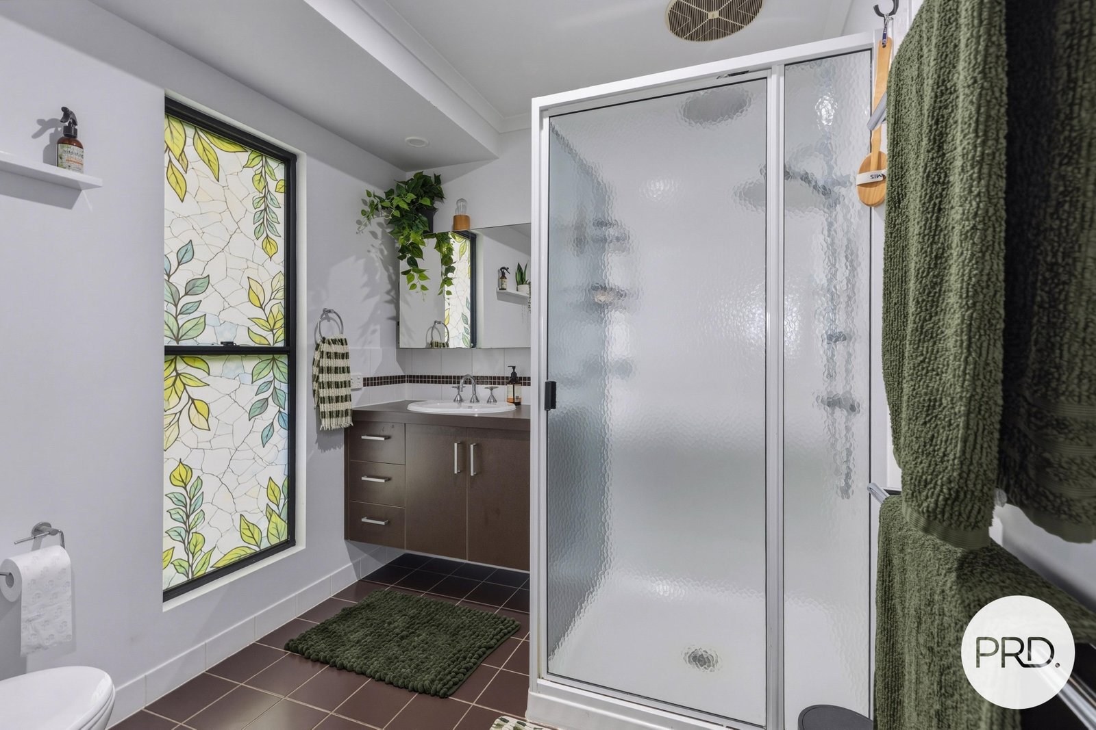 38 Seaview Court SARINA 9