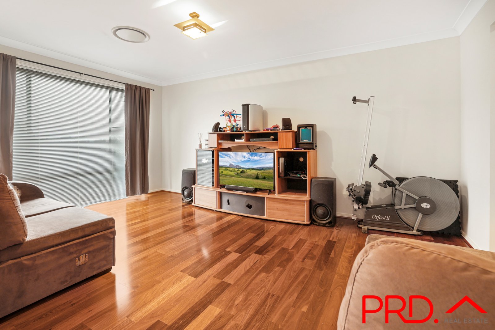 38 Sequoia Drive TAMWORTH 8