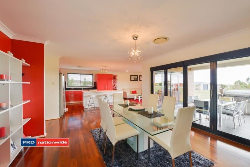 38 Sequoia Drive TAMWORTH 6