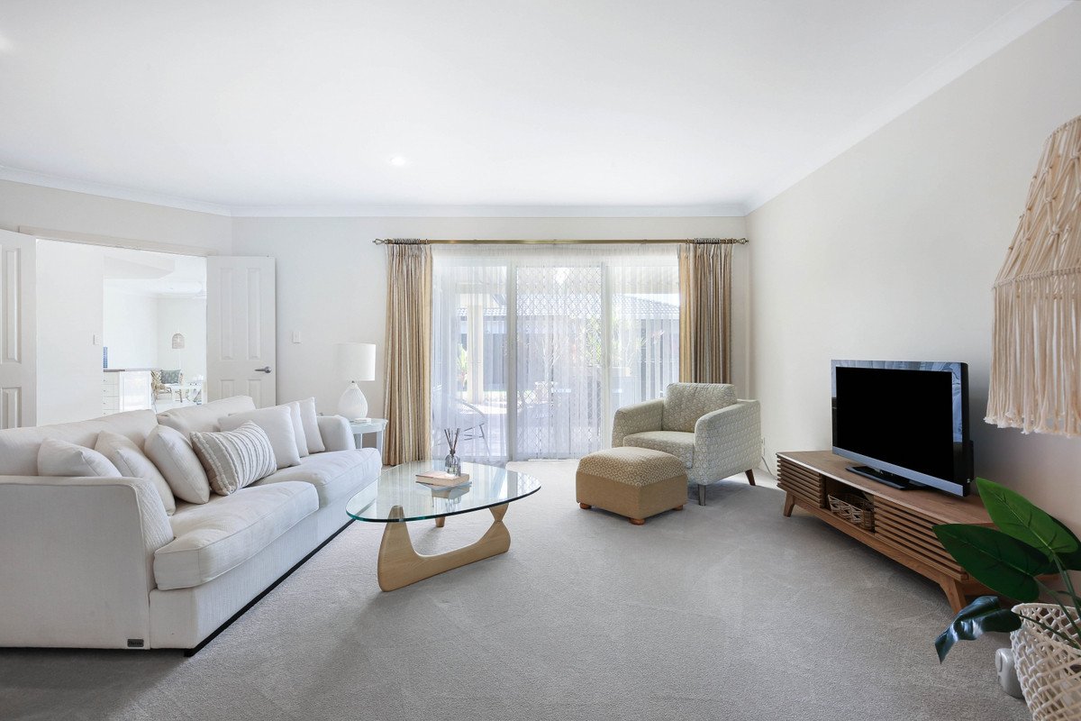 38 Shoalwater Court Burleigh Waters 9