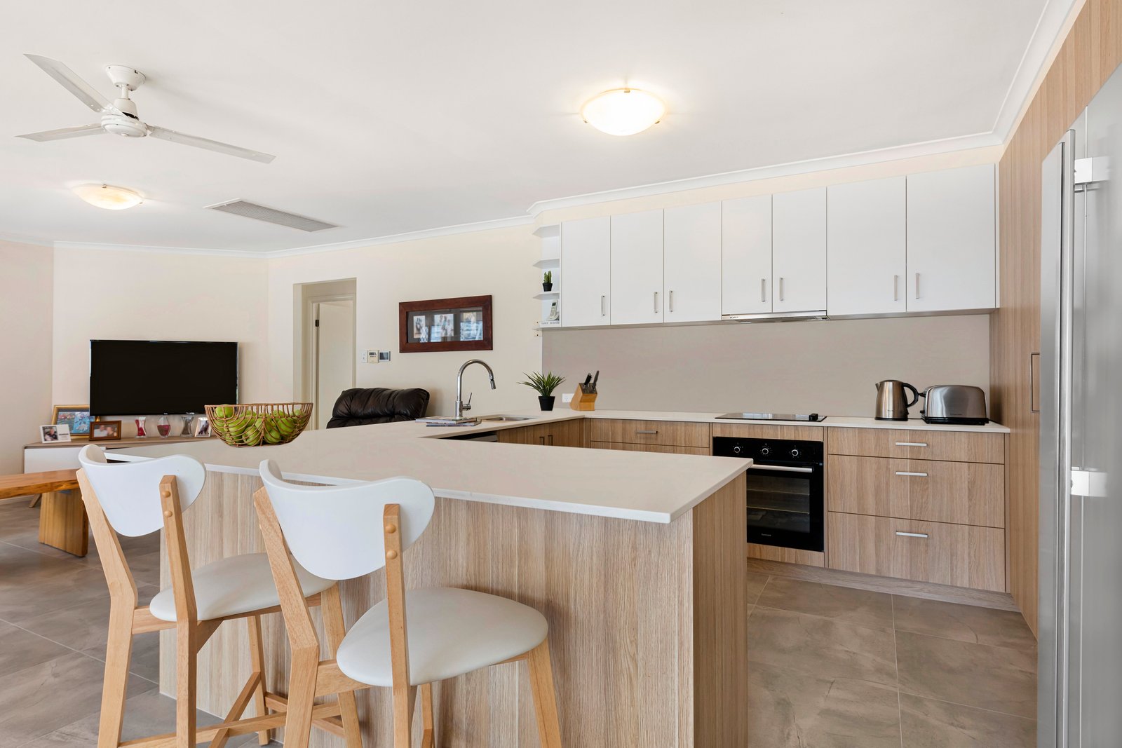 38 Silky Oak Crescent, Carindale QLD 4152