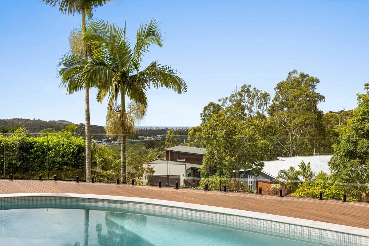 38 Sky Royal Terrace BURLEIGH HEADS 3