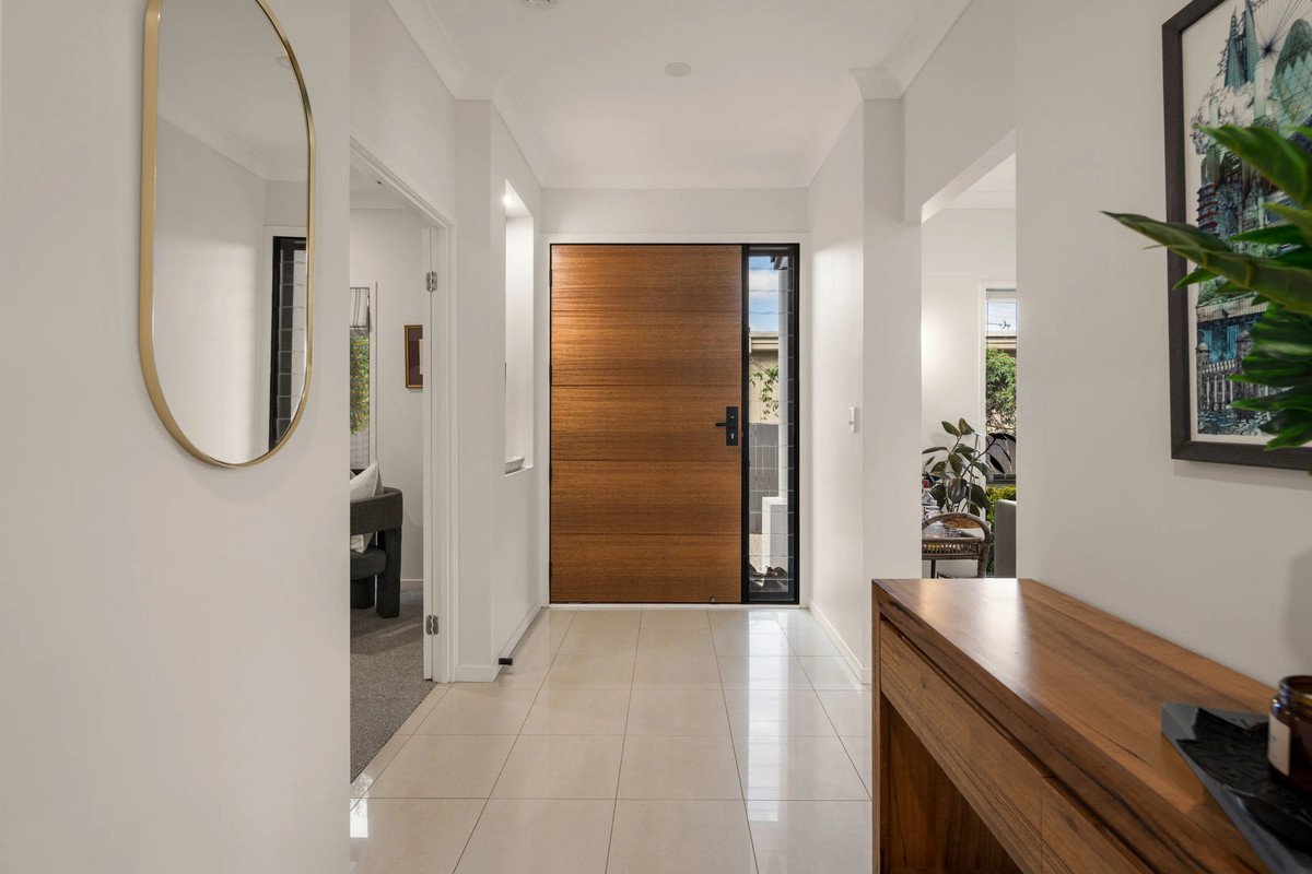 38 Sky Royal Terrace BURLEIGH HEADS 10