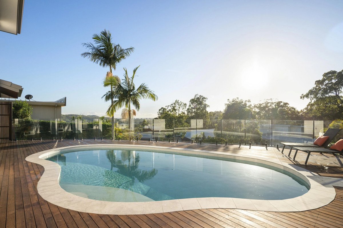38 Sky Royal Terrace BURLEIGH HEADS 11