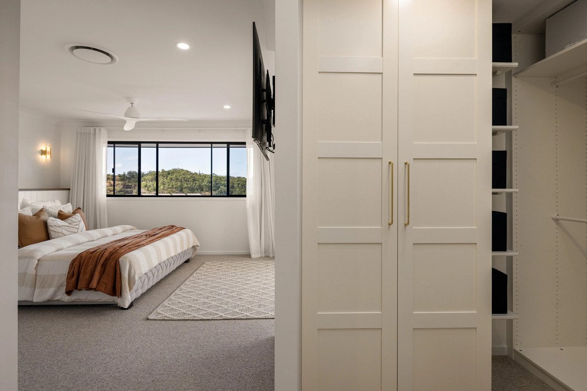 38 Sky Royal Terrace BURLEIGH HEADS 17
