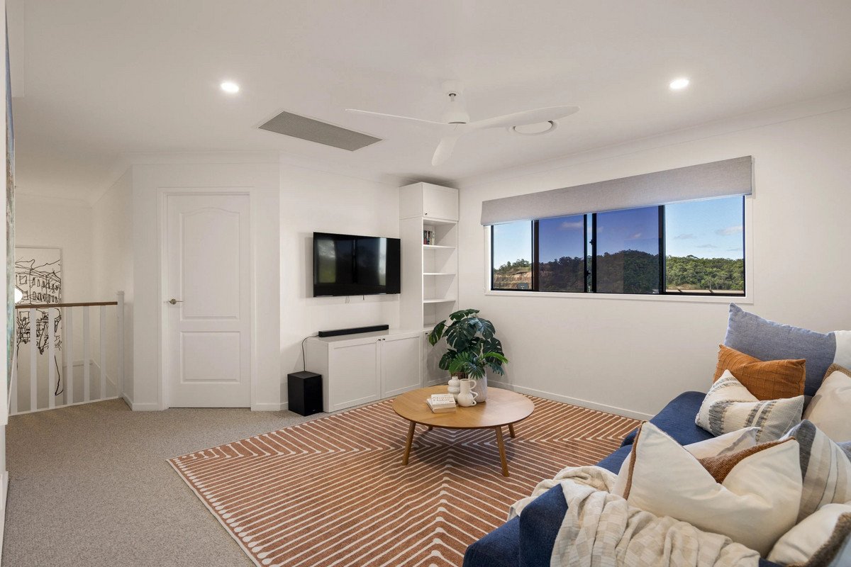 38 Sky Royal Terrace BURLEIGH HEADS 21