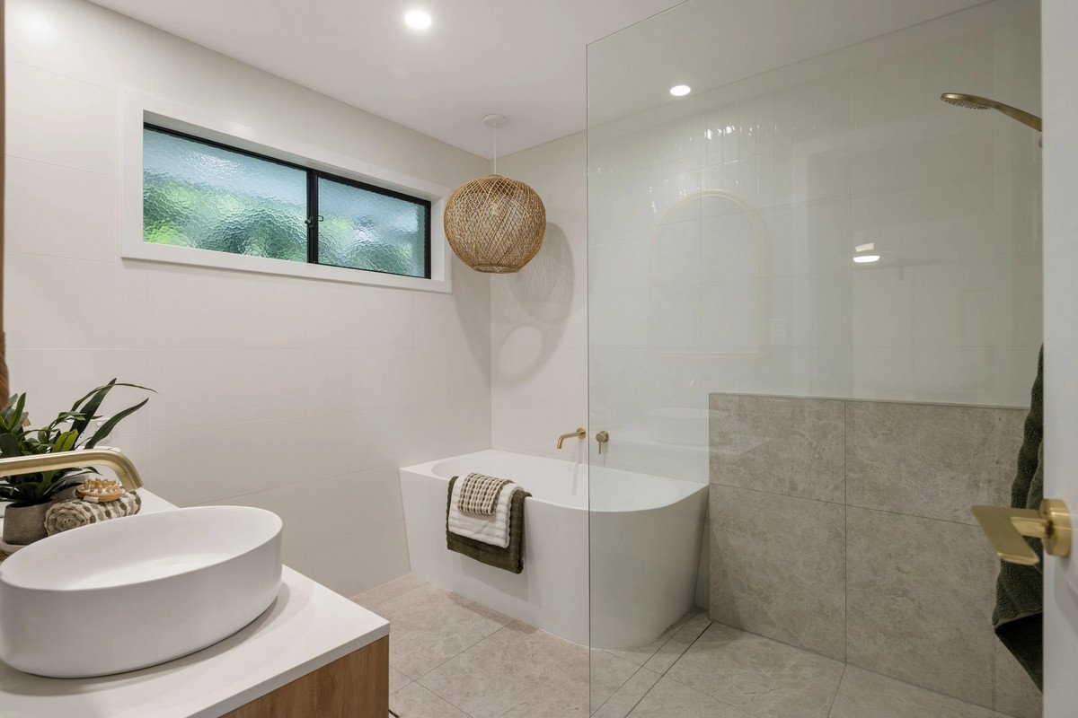 38 Sky Royal Terrace BURLEIGH HEADS 23