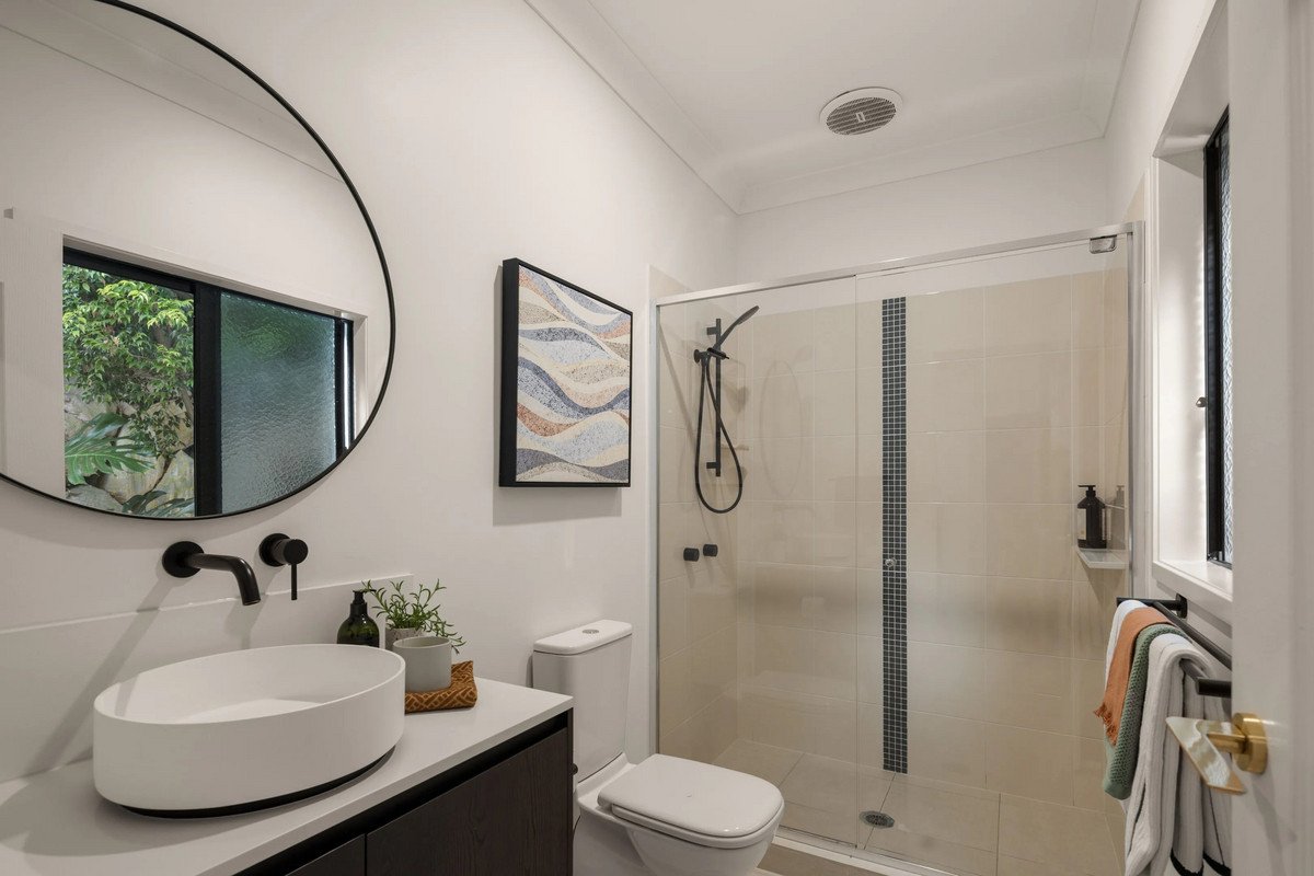 38 Sky Royal Terrace BURLEIGH HEADS 26