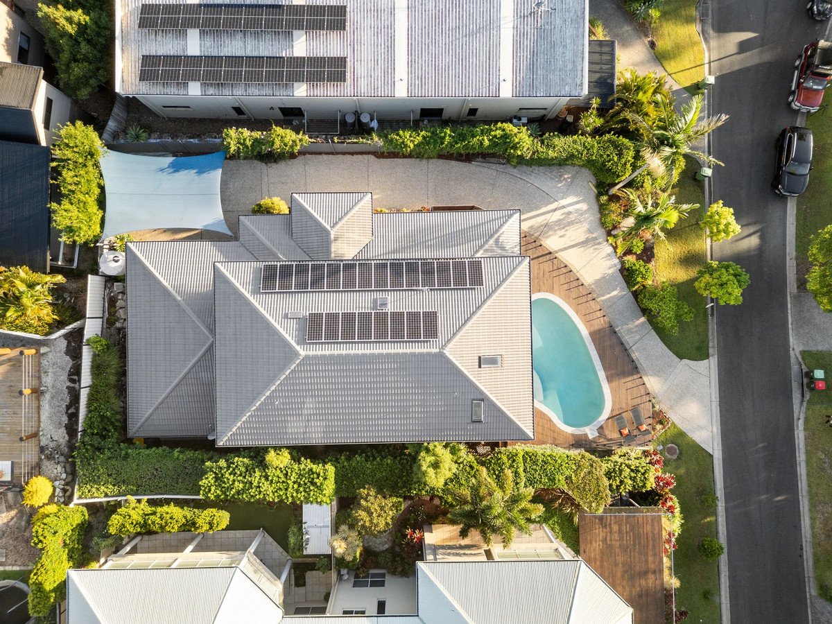 38 Sky Royal Terrace BURLEIGH HEADS 29