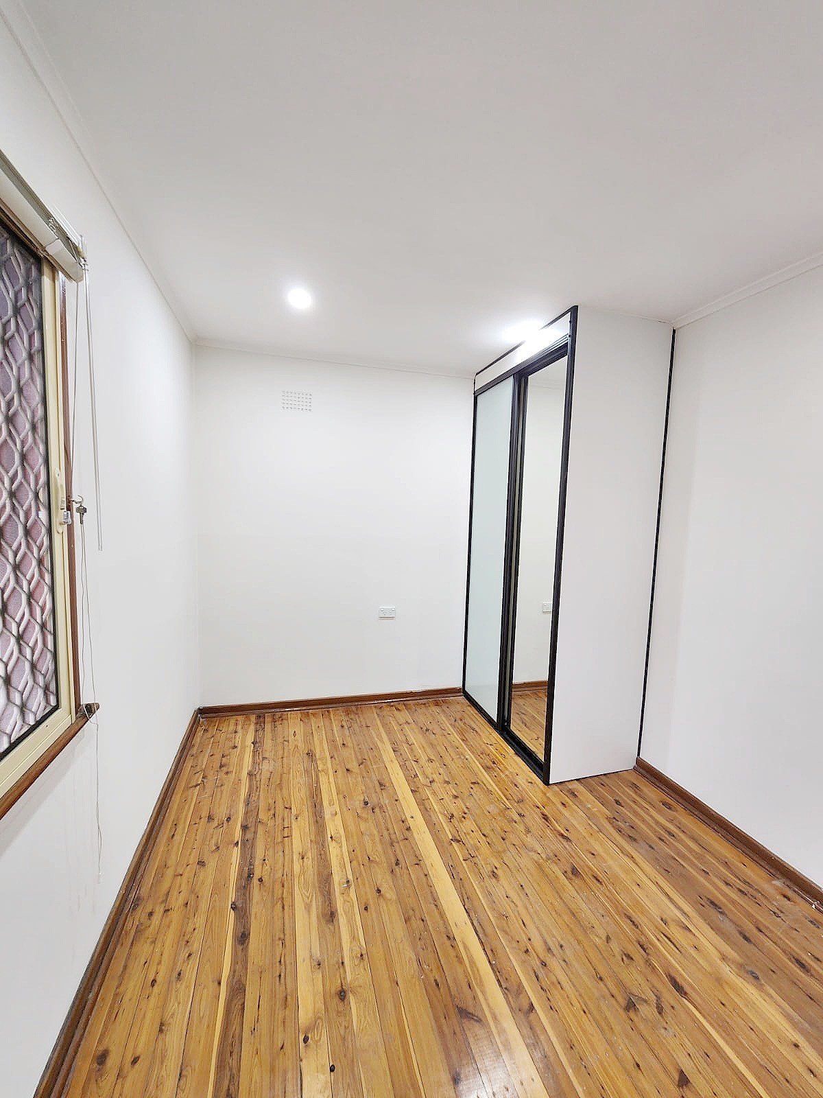 38 South Liverpool Road HECKENBERG 7