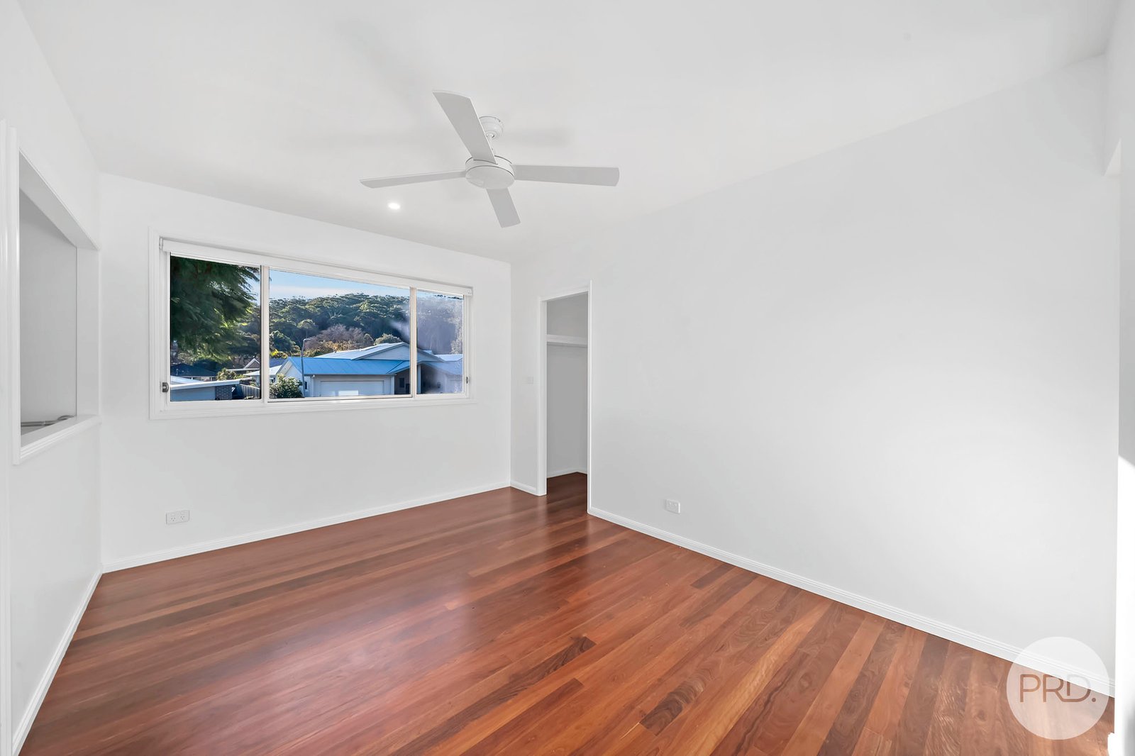 38 Spinnaker Way CORLETTE 5