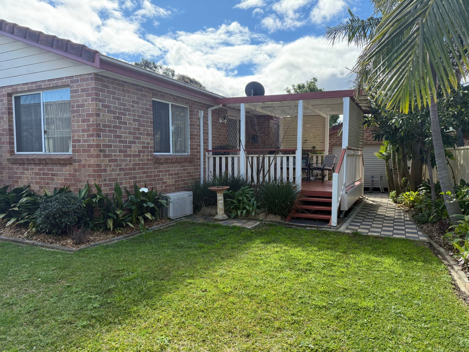 38 Stanthorpe Drive KANAHOOKA 2