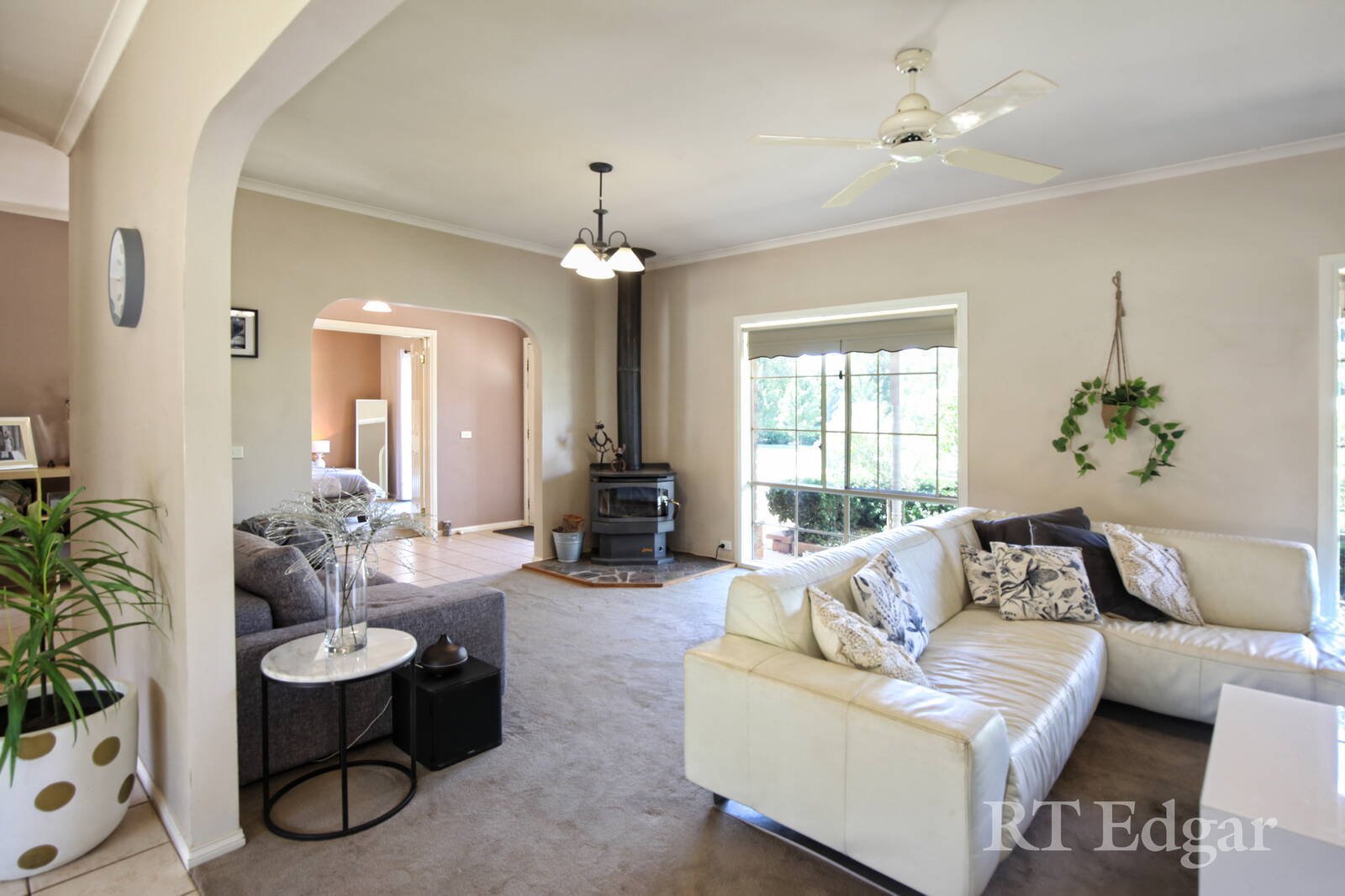 Real Estate and Property in 38 Stuartfield Avenue, Romsey, VIC