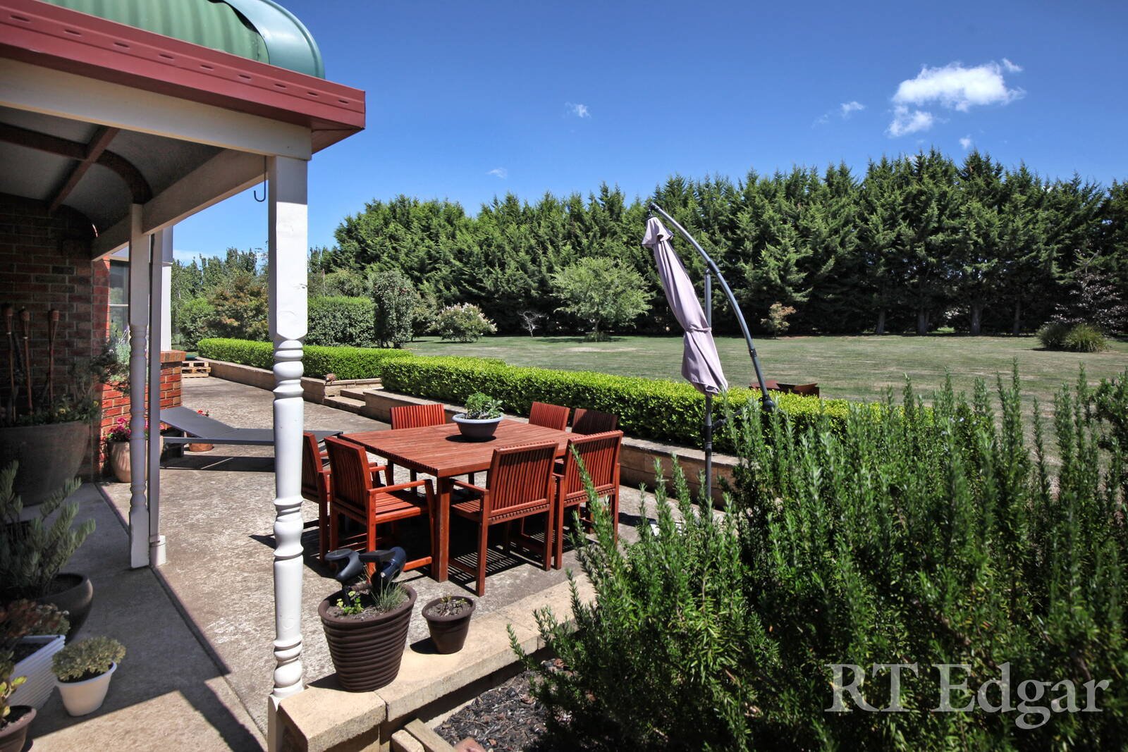 Real Estate and Property in 38 Stuartfield Avenue, Romsey, VIC